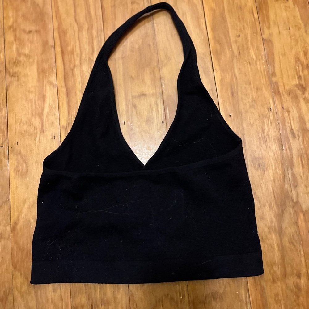 Black cropped tank